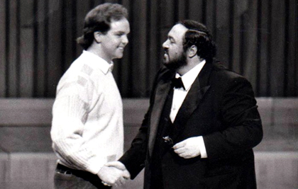 Anthony Michaels-Moore and Luciano Pavarotti during a Masterclass at the Barbican in London, 1986.